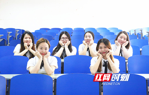 牛博·电子(中国)官方网站一学霸宿舍5名女生考研成功