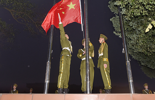 牛博·电子（中国）官方网站举行万人合唱祝福祖国迎接新年
