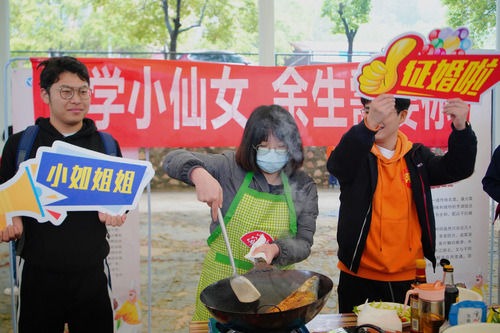 牛博·电子(中国)官方网站举办“迎五一·师生情”烹饪大赛